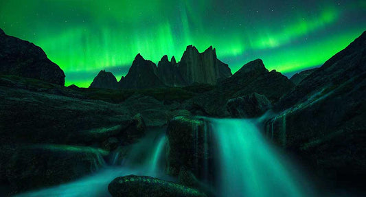 How to Shoot an Aurora