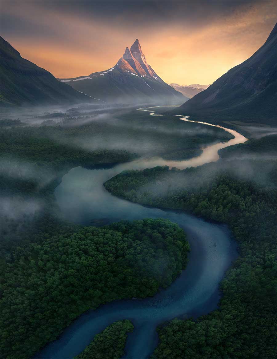 Ottertinden-drone-shot-norway-tromso