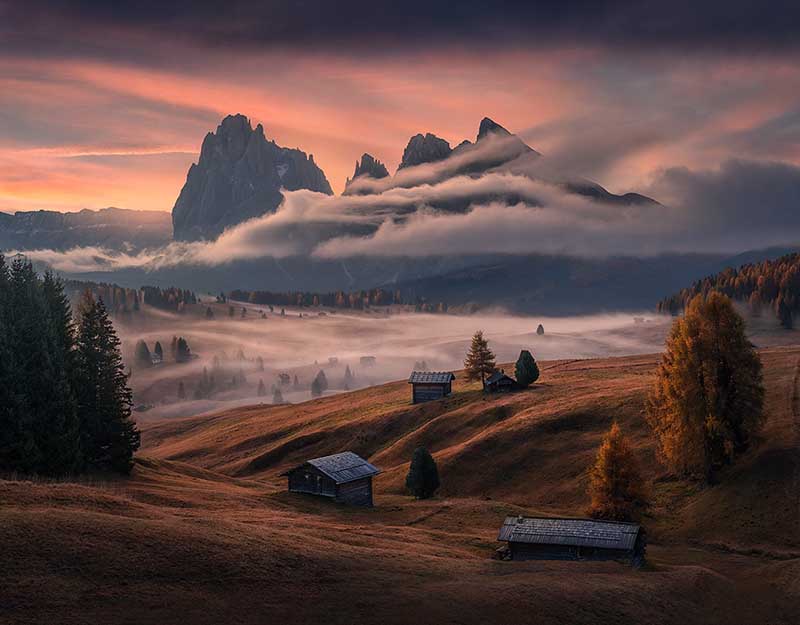 DOLOMITES AUTUMN