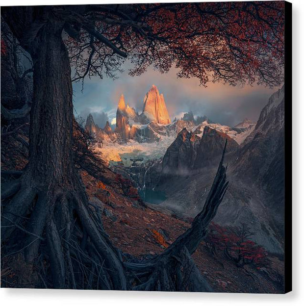 Fall season light Monte Fitz Roy - Canvas Print